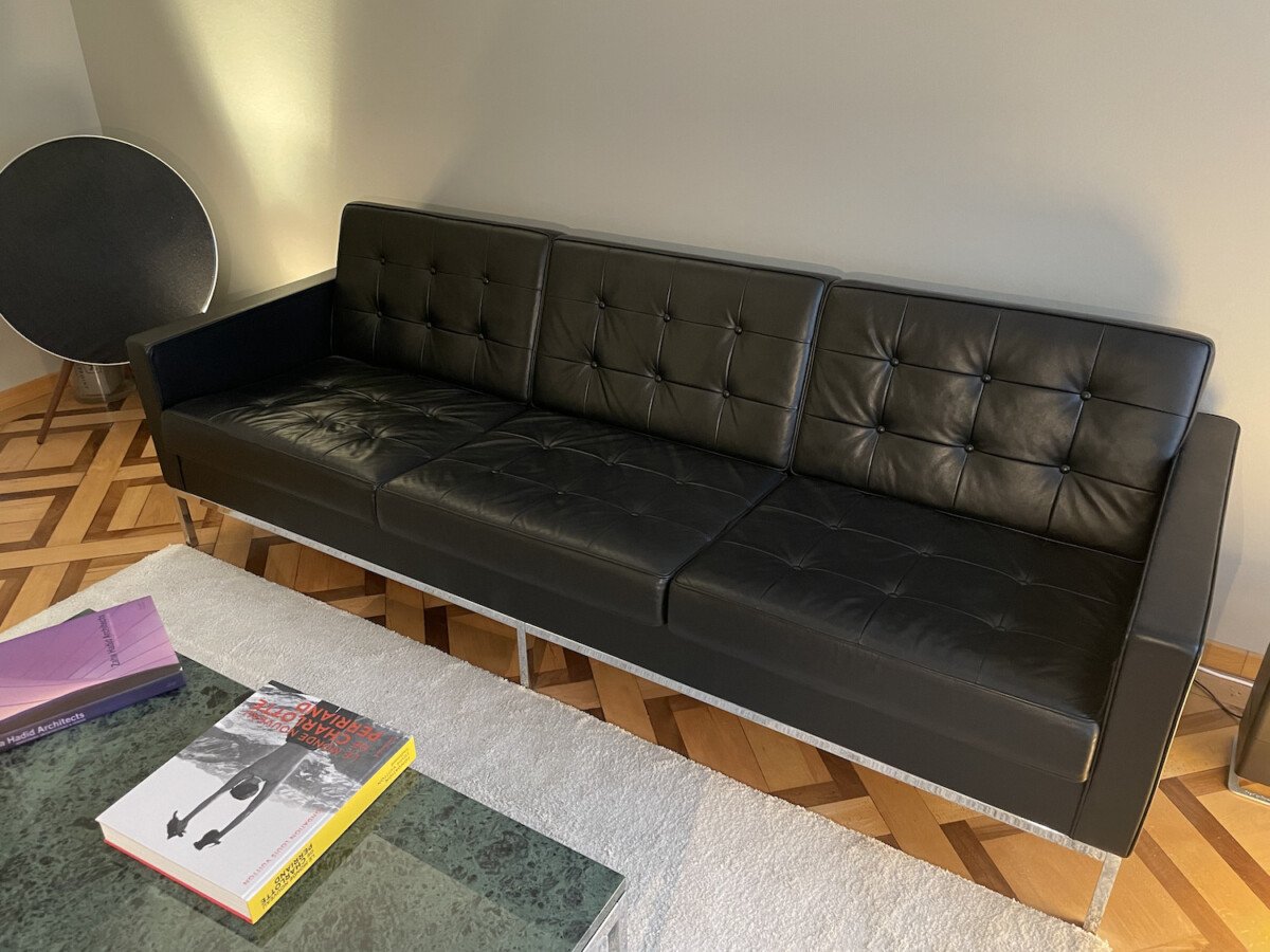 Florence Knoll 3-Sitzer Sofa schwarzes Leder | KURATO.CH