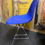 Eames Plastic Side Chair H-Base blau