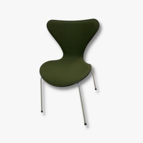 Stuhl Serie 7, Fritz Hansen, Polster Stoff grün
