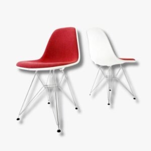Charles & Ray Eames DSR Side Stühle von Vitra