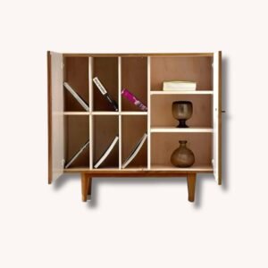 Highboard aus Nussbaumholz, 1950er Jahre