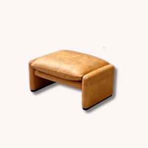 Ottomann von der Maralunga-Serie von Vico Magistretti für Cassina