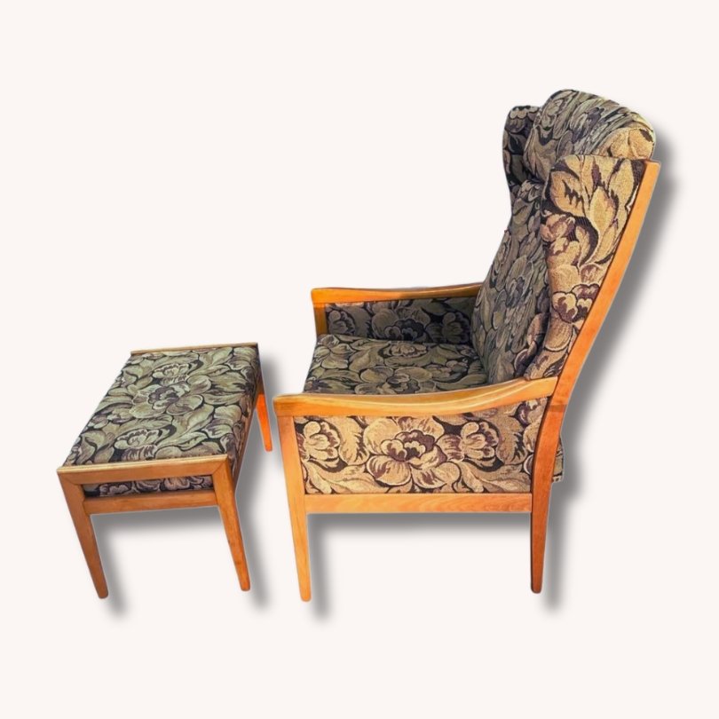 Ohrensessel Casala mit Fusshocker