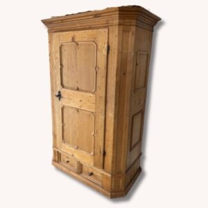 Antiker Bauernschrank aus Kiefer