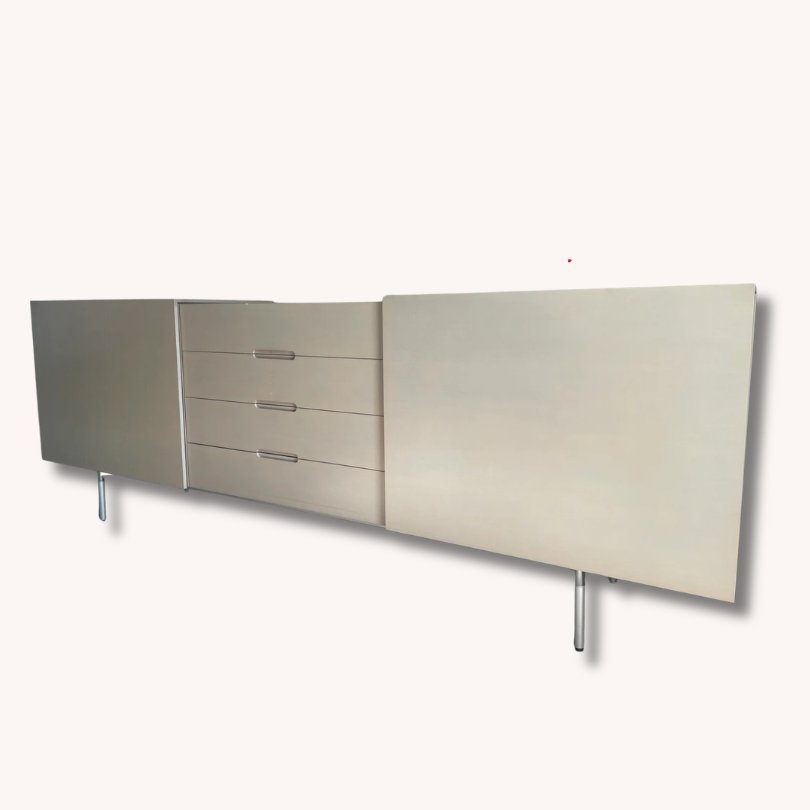 Sideboard mit Schiebetüren