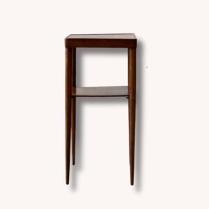 Mid-Century Beistelltisch mit Ablage aus Teakholz, 1960er Jahre
