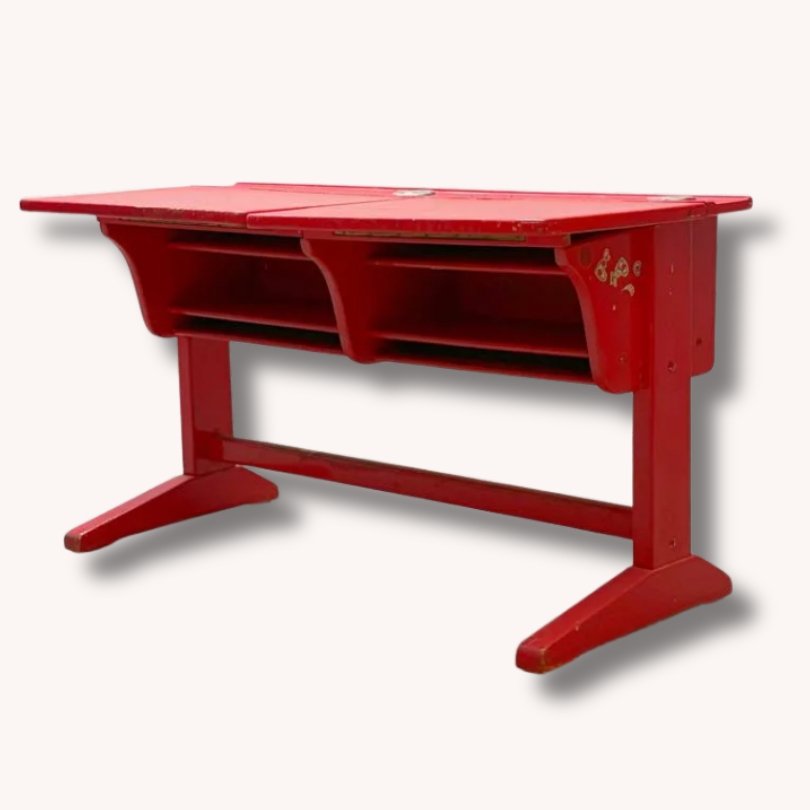 -Rotes Kinder-Schulpult aus Holz, 1960ervintage-secondhand-gebraucht-schweiz (Instagram Post) Rotes Kinder-Schulpult aus Holz, 1960er