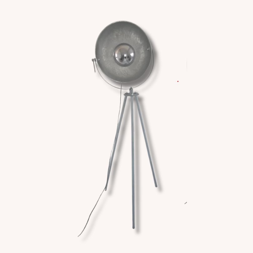 Stehlampe - Scheinwerfer-vintage-secondhand-gebraucht-schweiz (Instagram Post) Stehlampe - Scheinwerfer